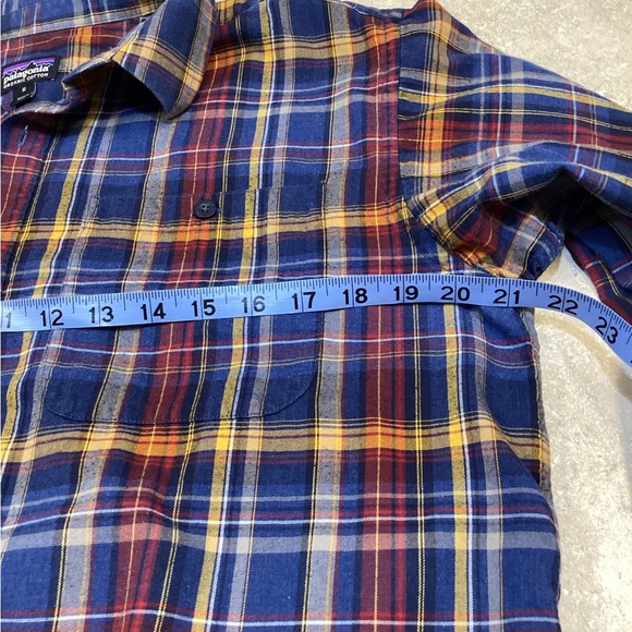 Patagonia Shirt Men’s M Blue Plaid Fjord Flannel Outdoors Hiking Organic Cotton - Picture 4 of 7